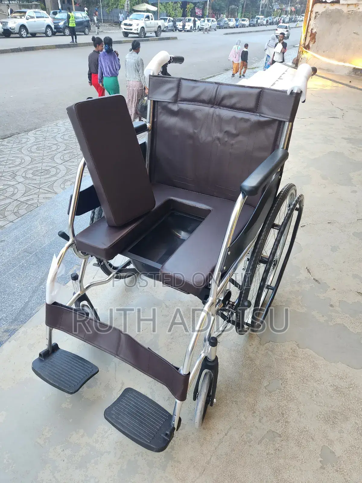 Commode Wheelchair協調wheelchair求助wheelchair蓮藕wheelchair Comfortable New