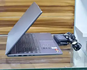 New Laptop Lenovo Ideapad 3 16GB AMD Ryzen 7 SSD 512GB