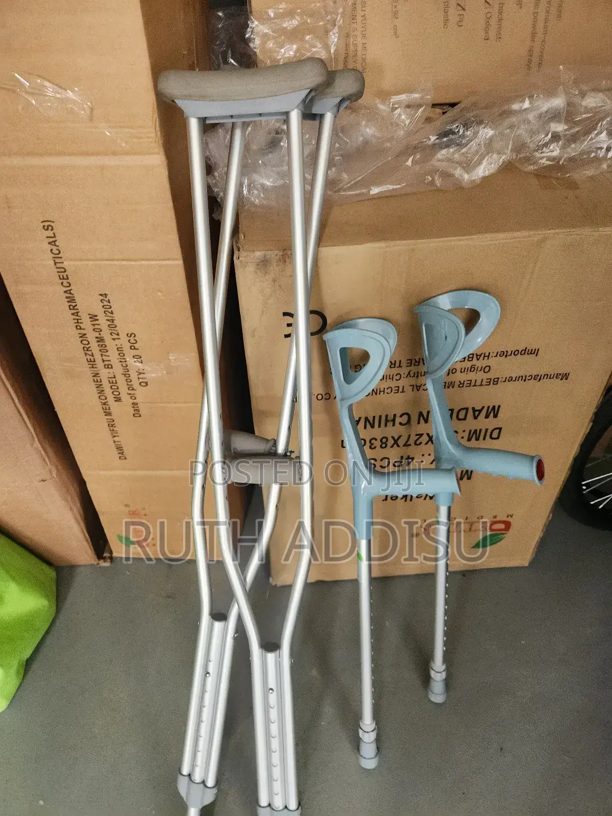 Axillary Bilateral Crutches奇考axillary Crutches然亦crutches會丙crutches New