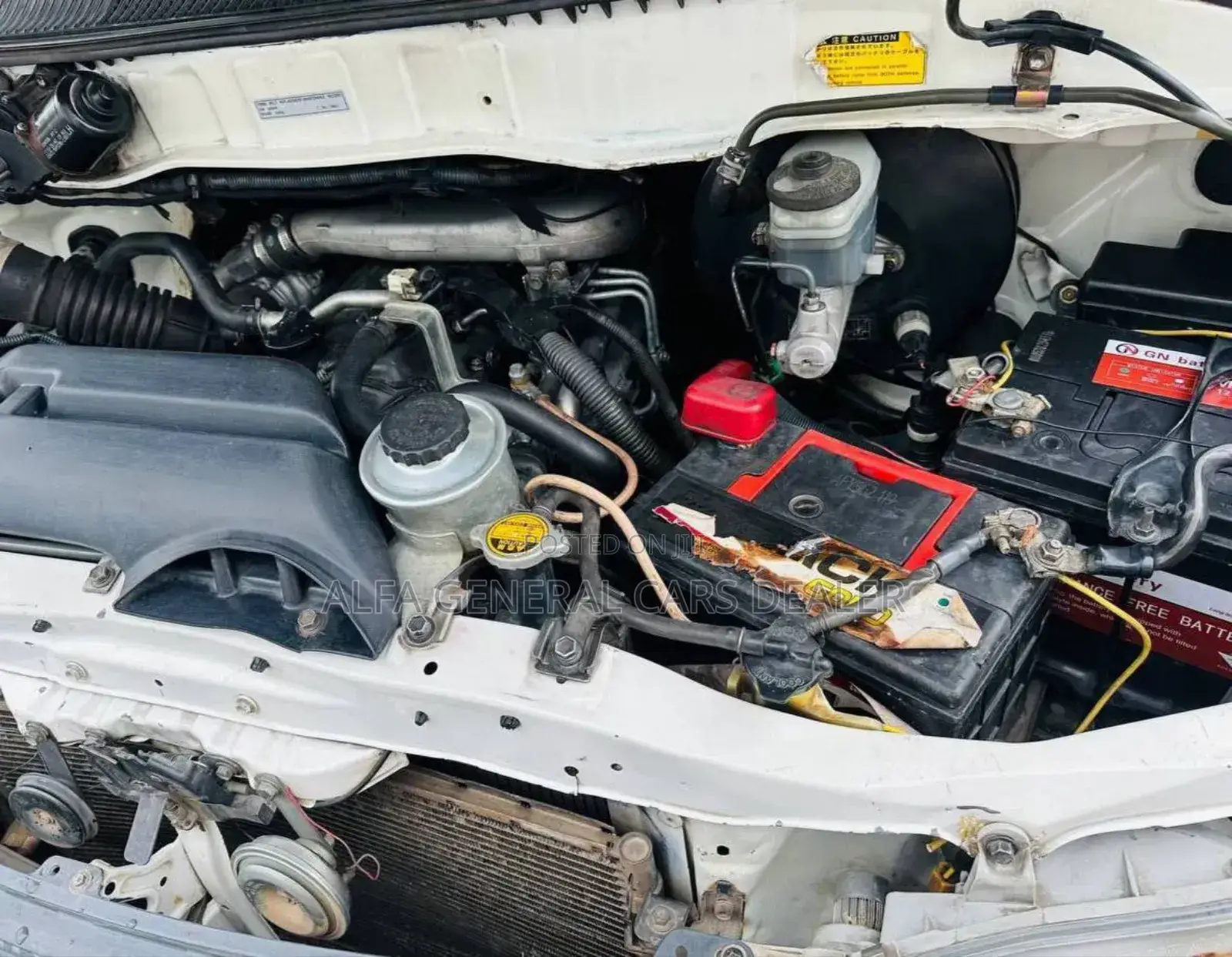 Toyota HiAce 2006 White