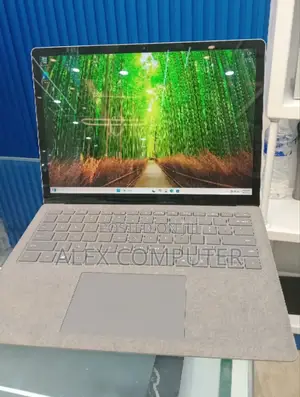 New Laptop Microsoft Surface Laptop 4 16GB Intel Core I7 SSD 512GB