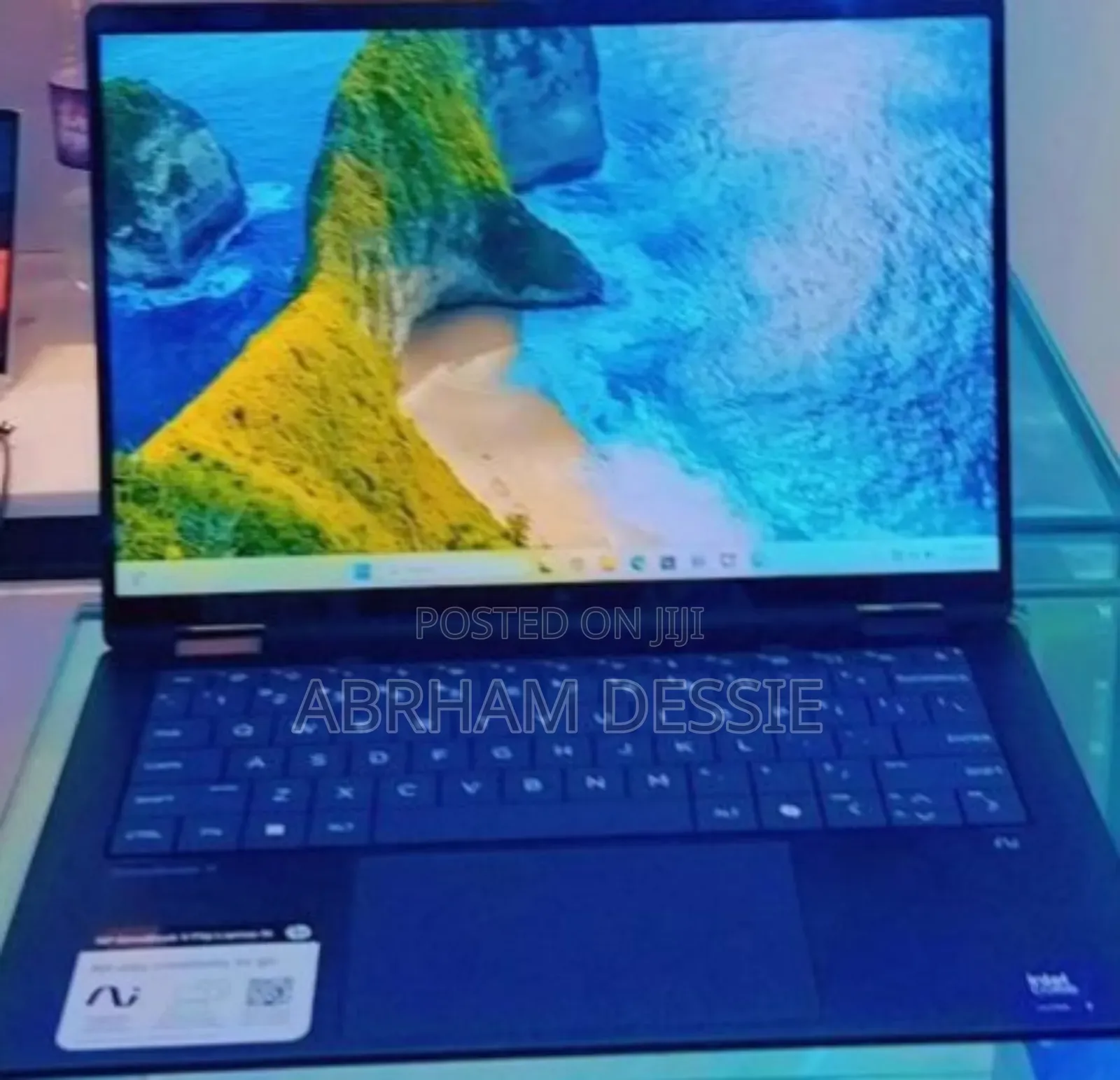 New Laptop HP 16GB Intel Core Ultra 7 SSD 1T