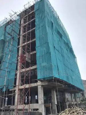 3bdrm Apartment In ሀይራይዝ ሪል እስቴት በአያት, Yeka For Sale