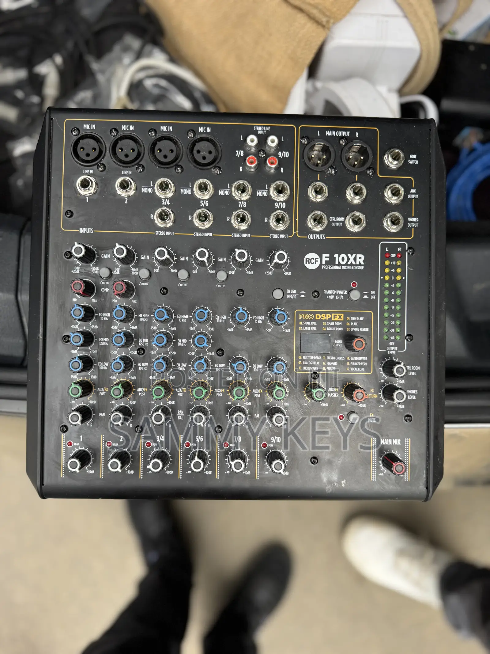 RCF F10xr 10 Channel Professional Mixing Console