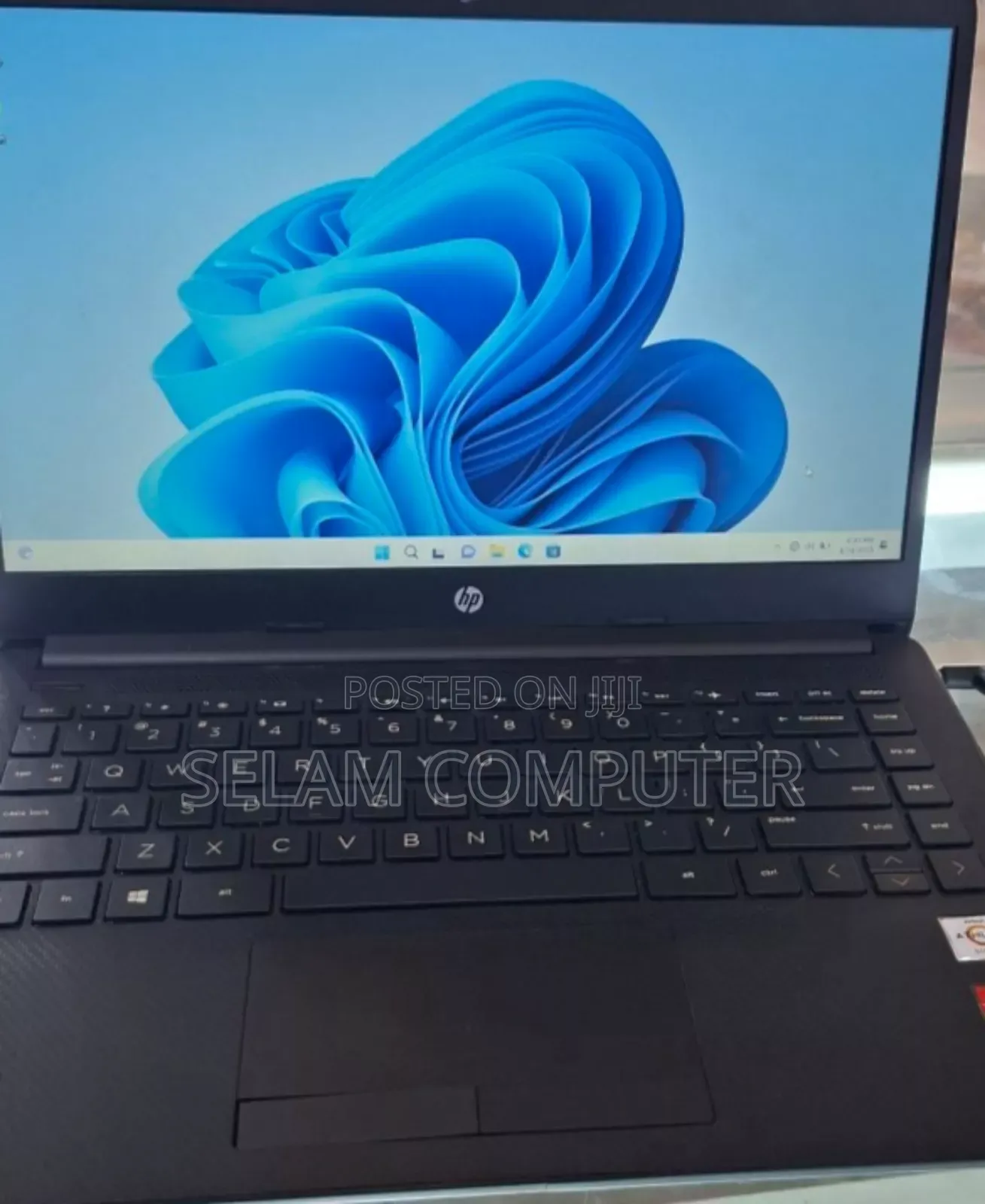 New Laptop HP Stream Notebook 4GB Intel SSD 128GB
