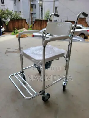 Photo - Commode Chair昍韭multi-Functional腐0toilet=It Can Serve as a Shower Chair