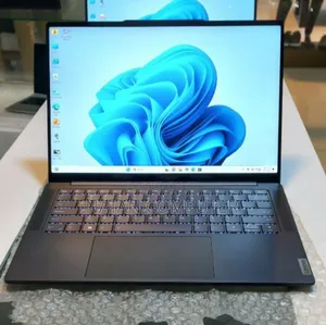 Photo - New Laptop Lenovo Yoga 910 32GB Intel Core I7 SSD 1T