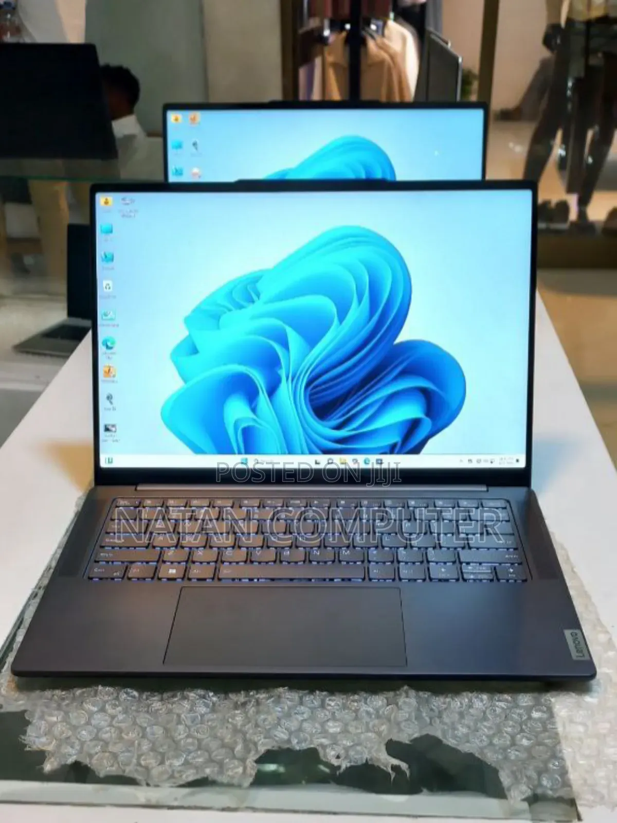 New Laptop Lenovo Yoga 910 32GB Intel Core I7 SSD 1T