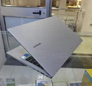 New Laptop Samsung Galaxy Book 2 8GB Intel Core I5 SSD 256GB