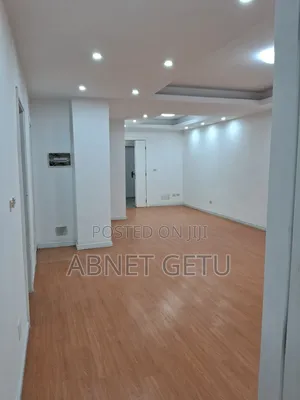 3bdrm Apartment in Jenboro Realestate, Bole for sale