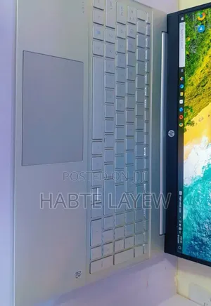 New Laptop HP Pavilion 15 8GB Intel Core I5 SSD 512GB