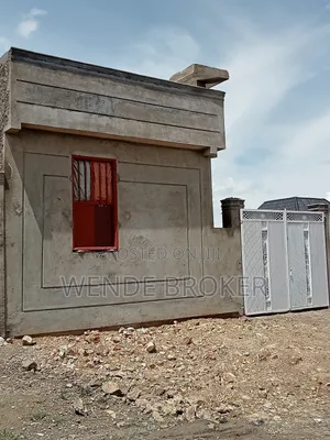 Photo - 4bdrm House in ዱከም ከተማ ኦሮሚያ, Oromia-Finfinne for sale