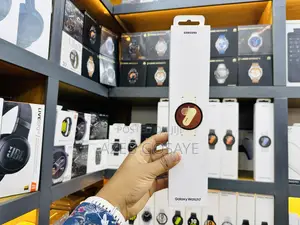 Photo - Samsung Galaxy Watch 7 White