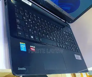 New Laptop Toshiba Satellite C55 8GB Intel Core I5 SSD 500GB