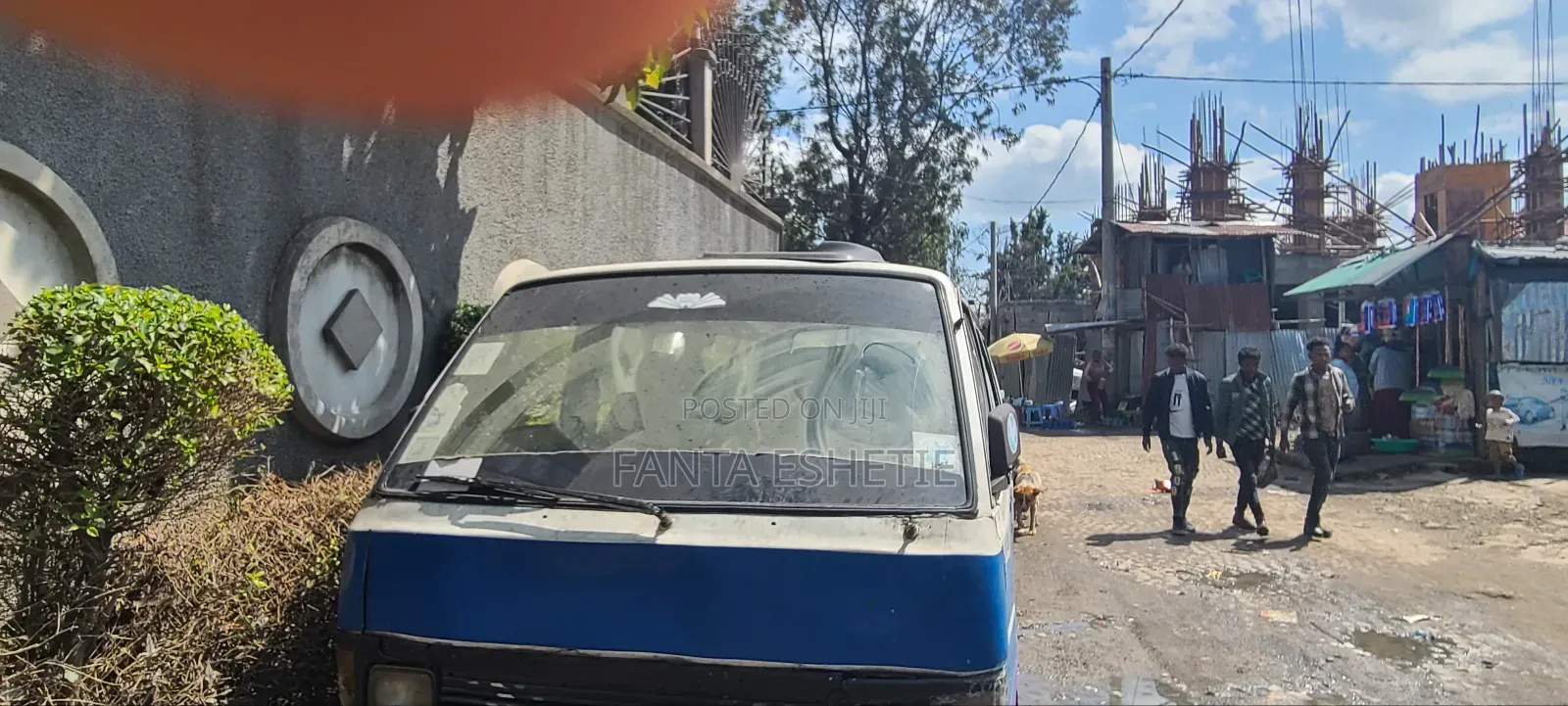 Toyota HiAce 1985 Blue