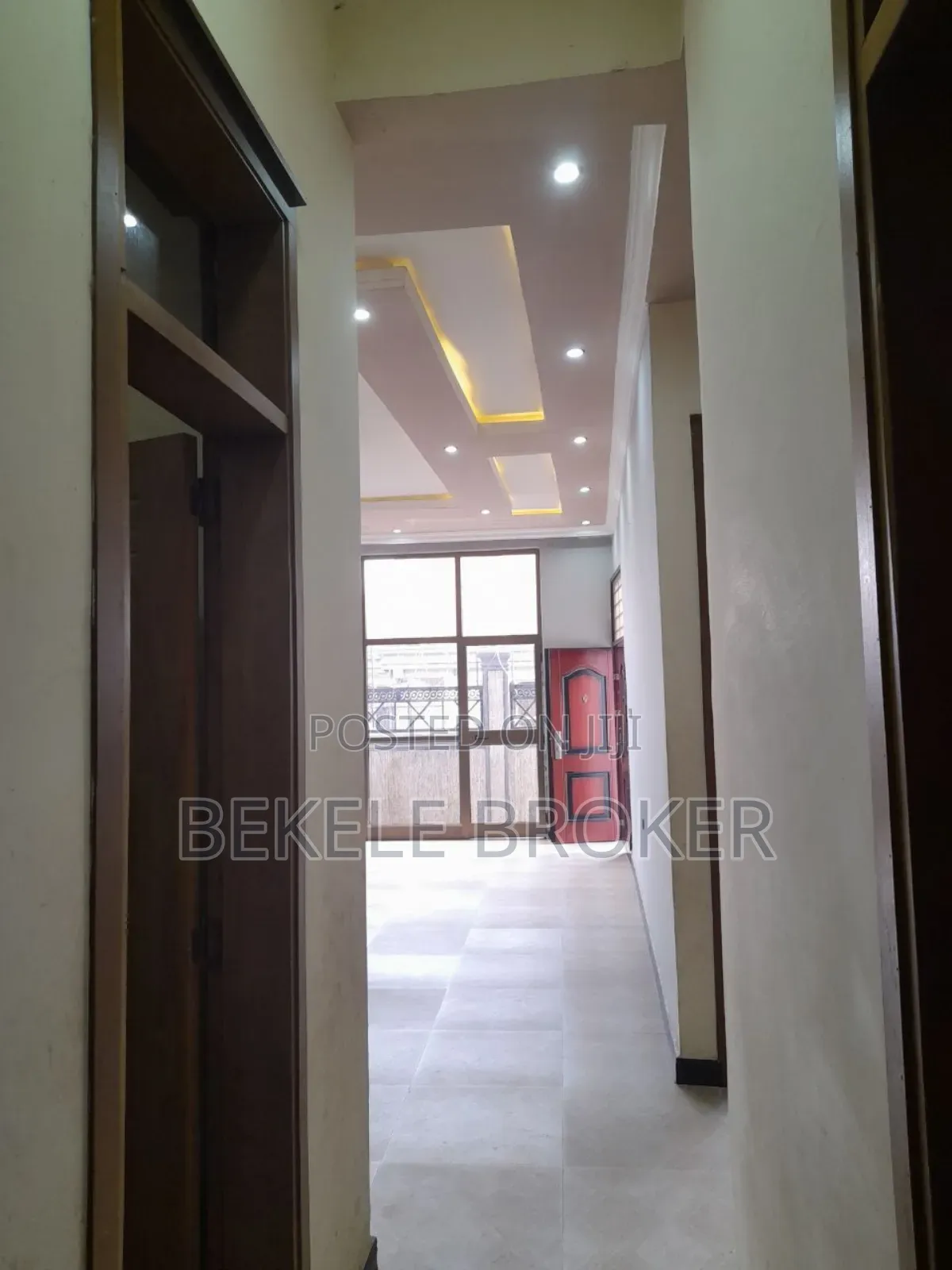 Furnished 6bdrm Villa in Bole for sale