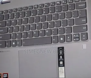 Photo - New Laptop Lenovo Yoga 7i 8GB AMD Ryzen 5 SSD 512GB