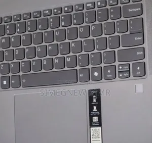 New Laptop Lenovo Yoga 7i 8GB AMD Ryzen 5 SSD 512GB