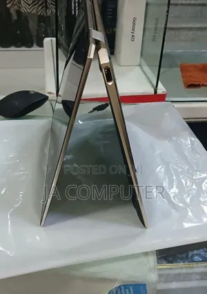 New Laptop HP Spectre 16GB Intel Core I7 SSD 1T