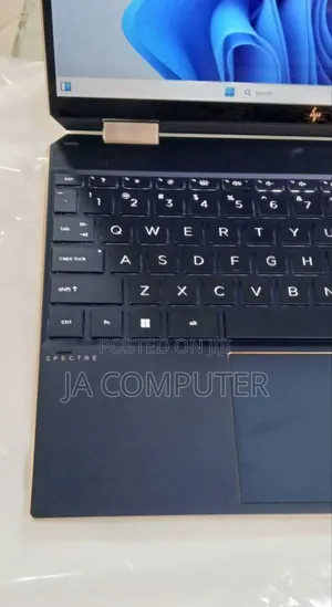 New Laptop HP Spectre 16GB Intel Core I7 SSD 1T