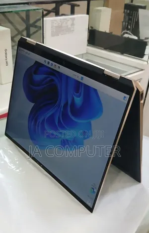 Photo - New Laptop HP Spectre 16GB Intel Core I7 SSD 1T