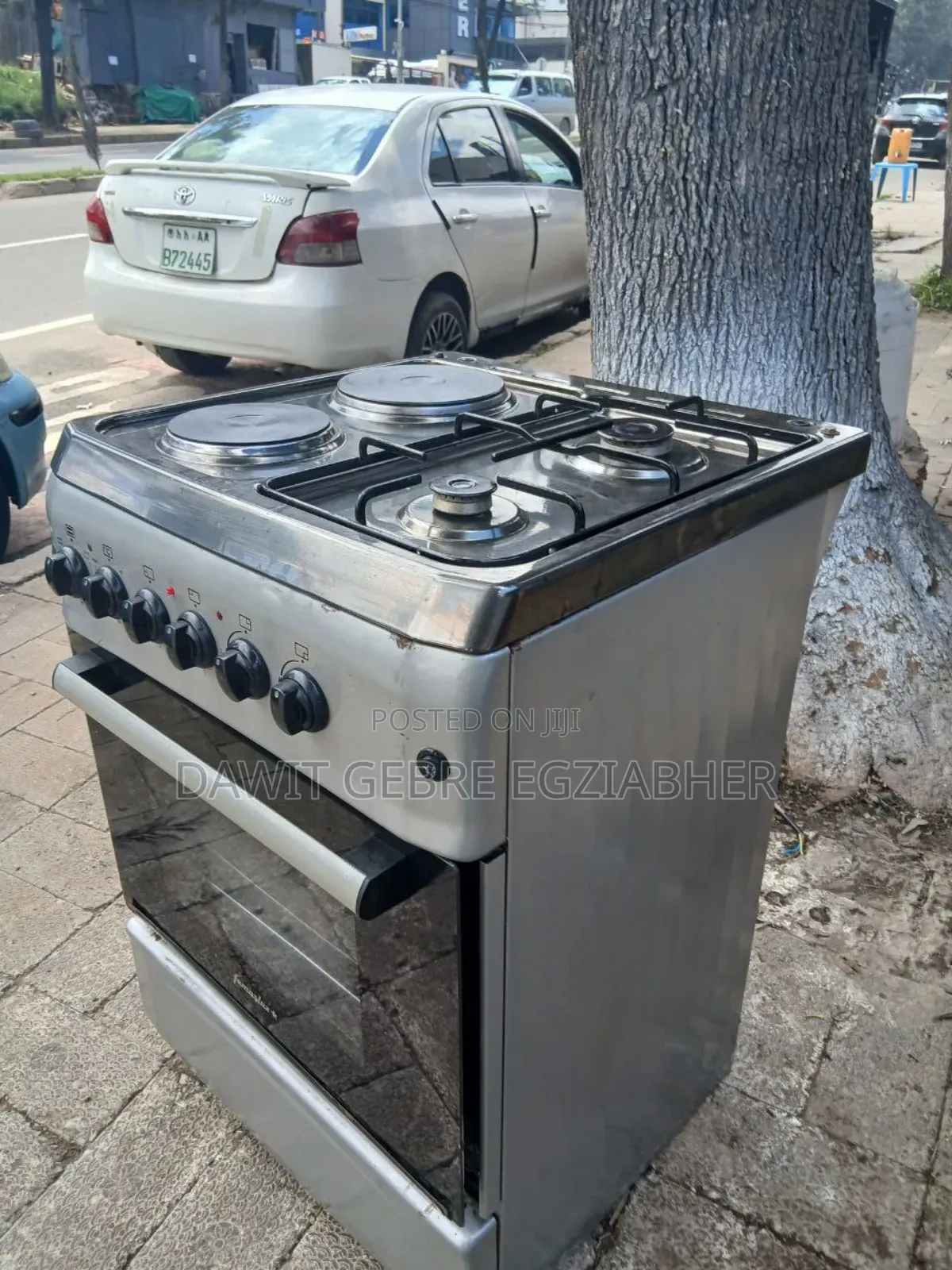 Femaslux Standing Oven