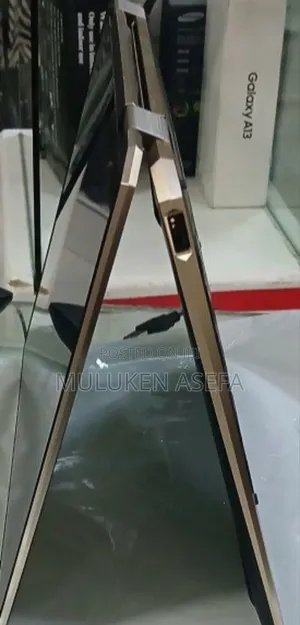 New Laptop HP Spectre 16GB Intel Core I7 SSD 1T