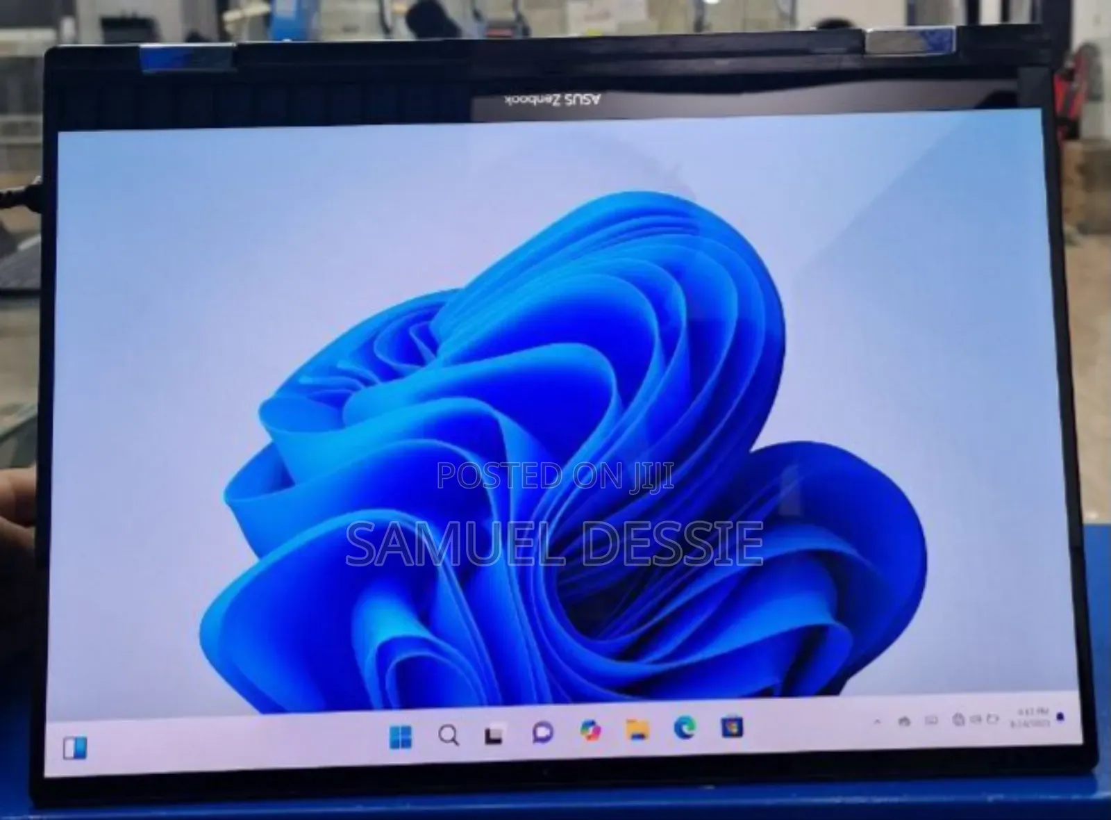 New Laptop Asus ZenBook Flip 14 UX461UA 16GB Intel Core I7 SSD 512GB