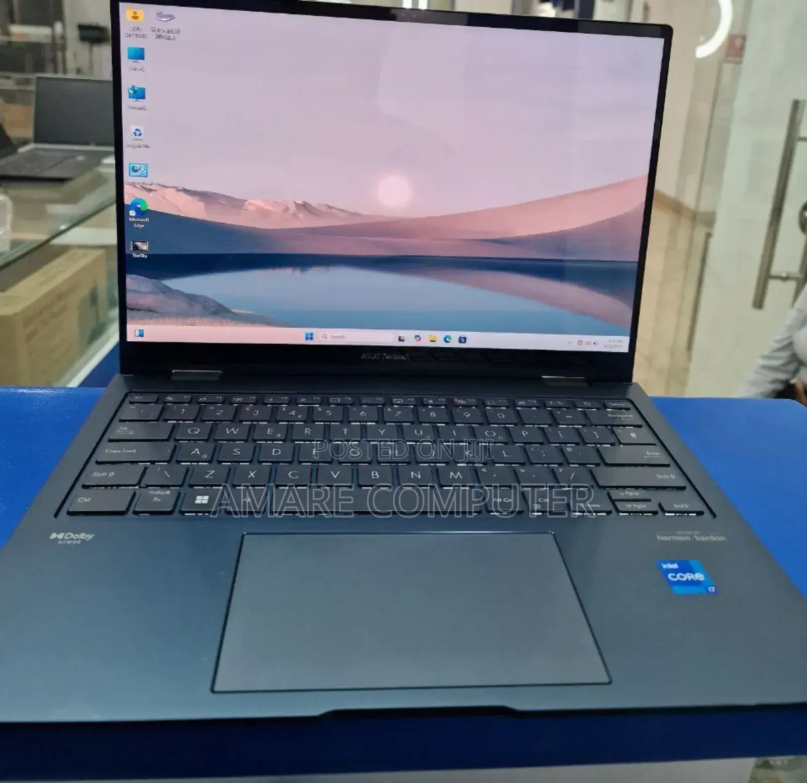 New Laptop Asus ZenBook Flip 14 UX461UN 16GB Intel Core I7 SSD 512GB