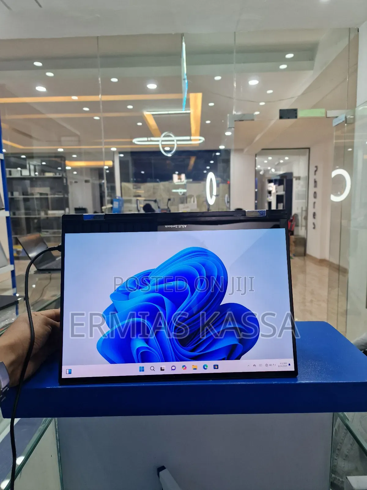 New Laptop Asus ZenBook UX32VD 16GB Intel Core I7 SSD 512GB