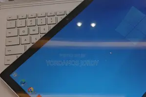 New Laptop Microsoft Surface Book 3 16GB Intel Core I7 SSD 256GB