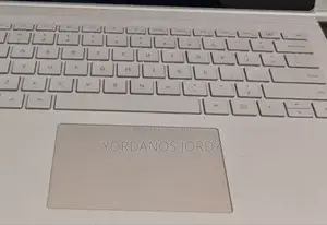 New Laptop Microsoft Surface Book 3 16GB Intel Core I7 SSD 256GB