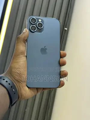Photo - Apple iPhone 12 Pro Max 128 GB Blue