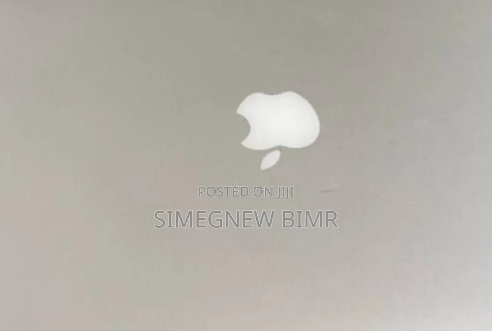 New Laptop Apple MacBook 2015 8GB Intel Core I7 SSD 128GB