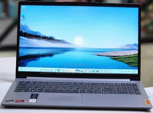 New Laptop Lenovo Ideapad 3 8GB AMD Ryzen 5 SSD 512GB