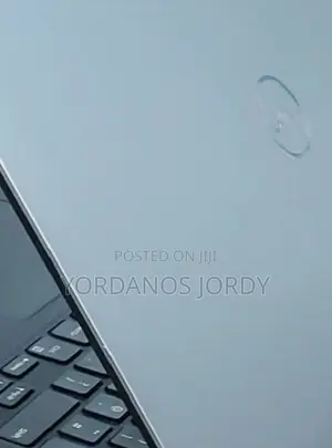 Photo - New Laptop Dell Precision 15 3520 16GB Intel Core I7 SSD 512GB