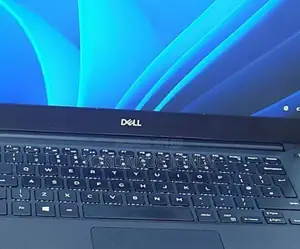 New Laptop Dell Precision 15 3520 16GB Intel Core I7 SSD 512GB