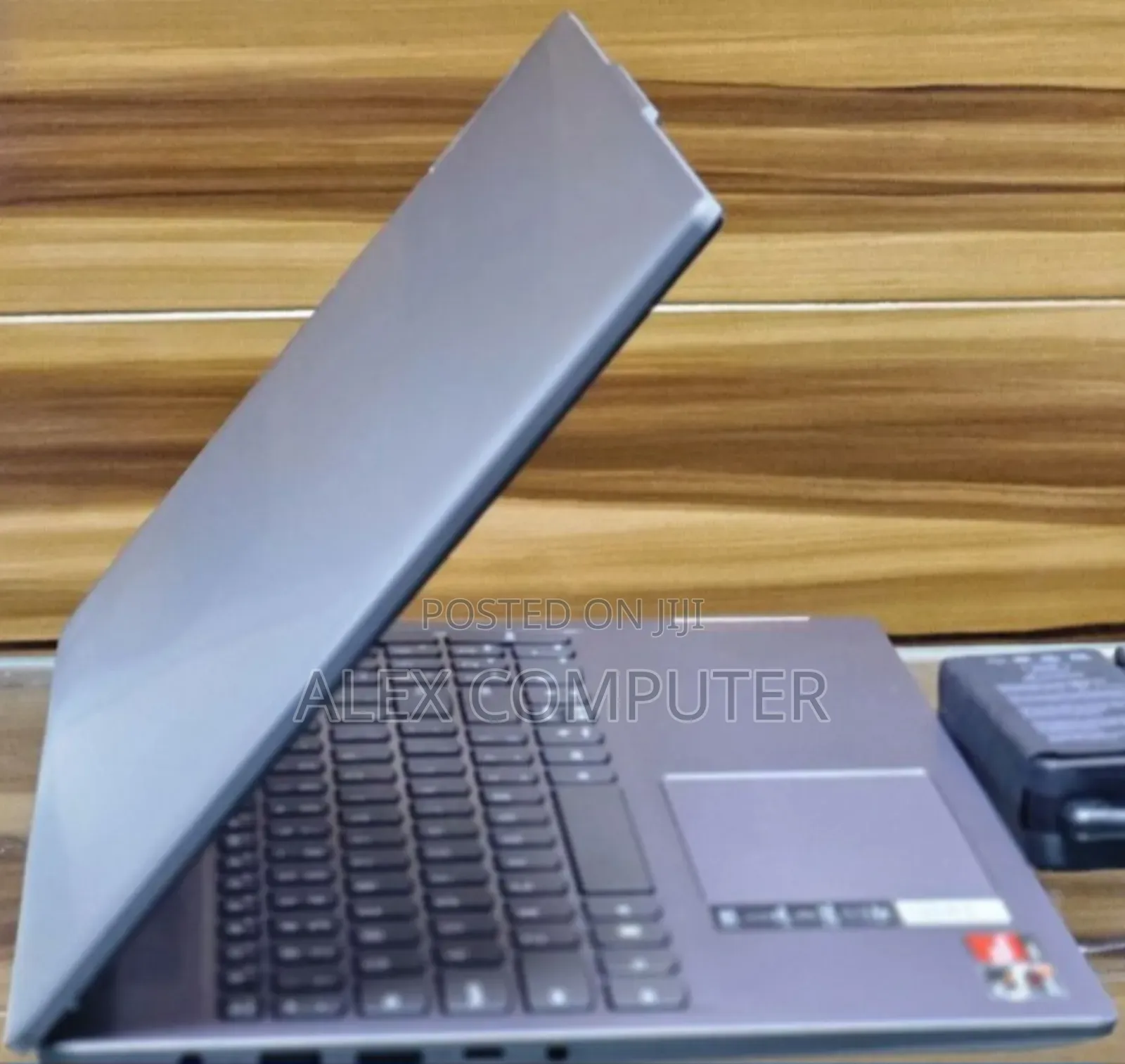 New Laptop Lenovo Ideapad 3 16GB AMD Ryzen 7 SSD 512GB