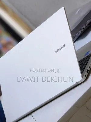 New Laptop Samsung 16GB Intel Core I5 SSD 512GB