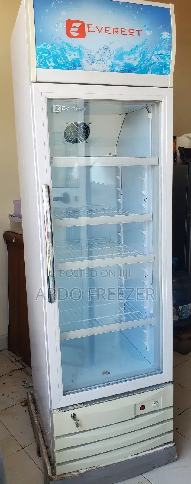 Refrigerator
