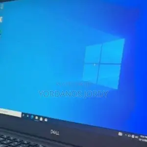 New Laptop Dell Precision 15 3520 16GB Intel Core I7 SSD 512GB