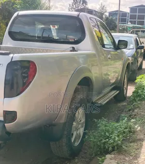 Mitsubishi L200 2008 Silver