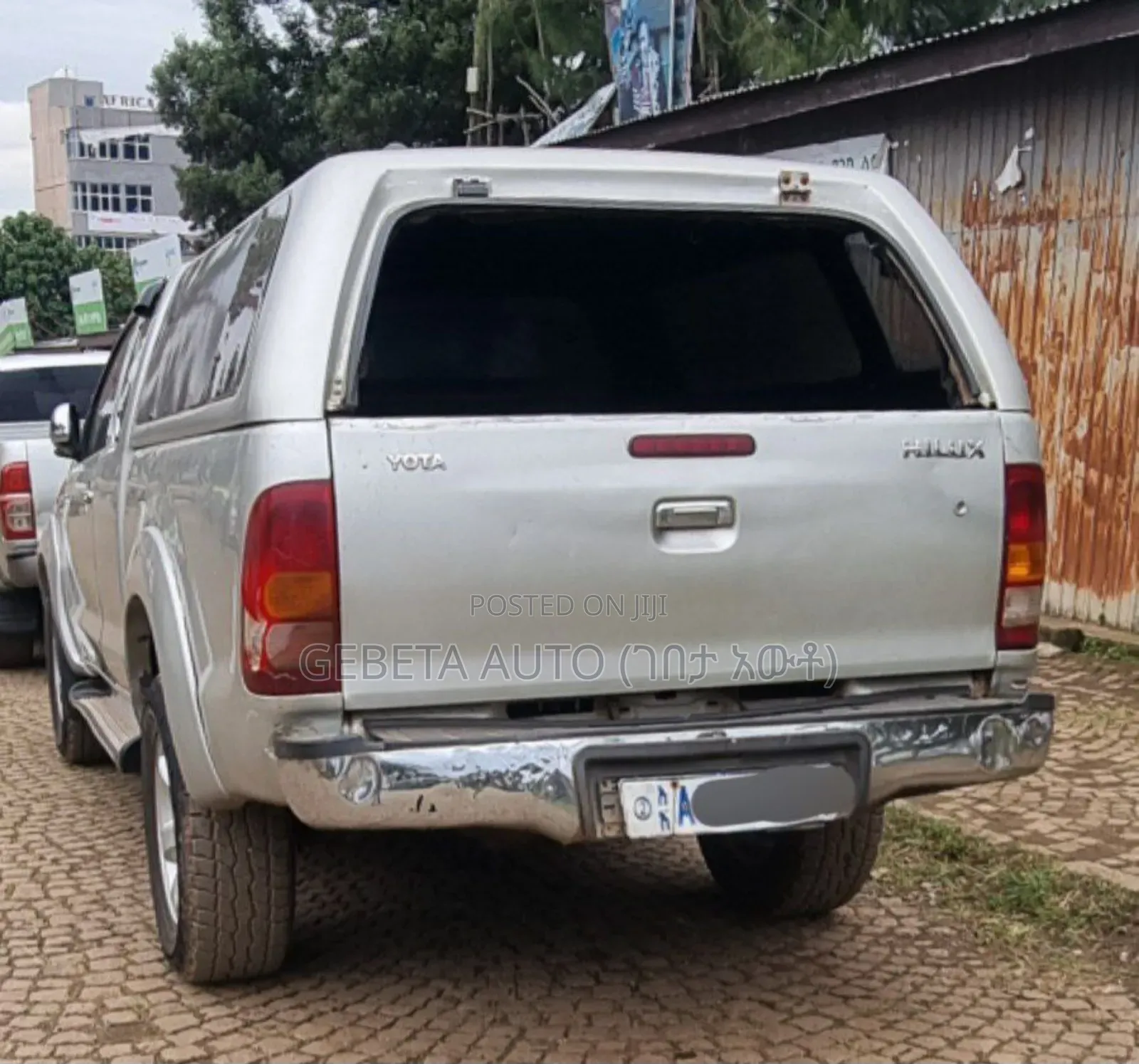 Toyota Hilux 2010 White