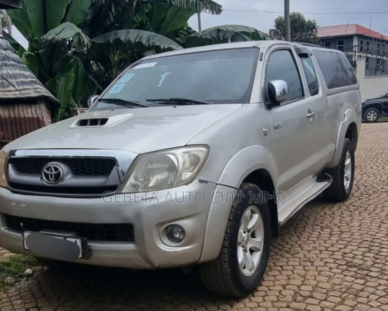 Toyota Hilux 2010 White