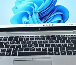 New Laptop HP EliteBook 840 G8 16GB Intel Core i5 SSD 512GB