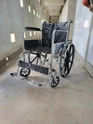 Wheelchair٧岌wilcher=Wheelchair With Hard Seat
Karma Healthcare Fighter