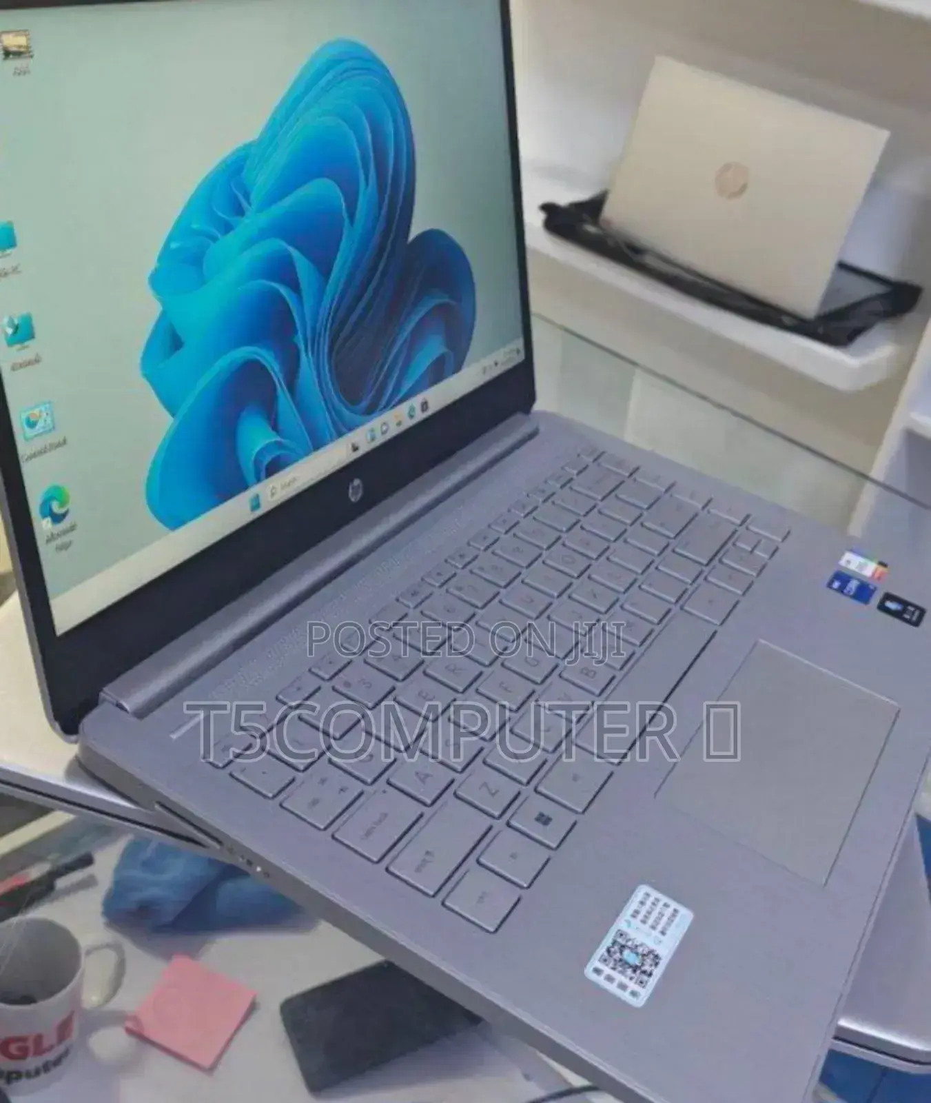 New Laptop HP Stream Notebook 8GB Intel Core I7 SSD 1T