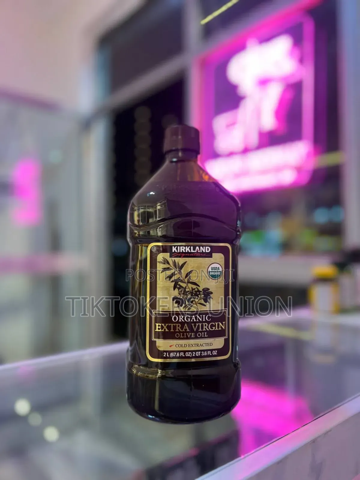 Kirkland Signature Organic Extra Virgin Olive Oil.