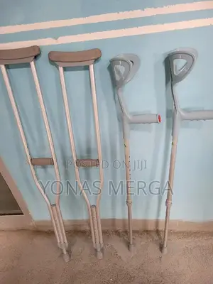 Photo - Aluminum Axillary Crutches壖#Crutches 㽣require Less Upper Body Strength