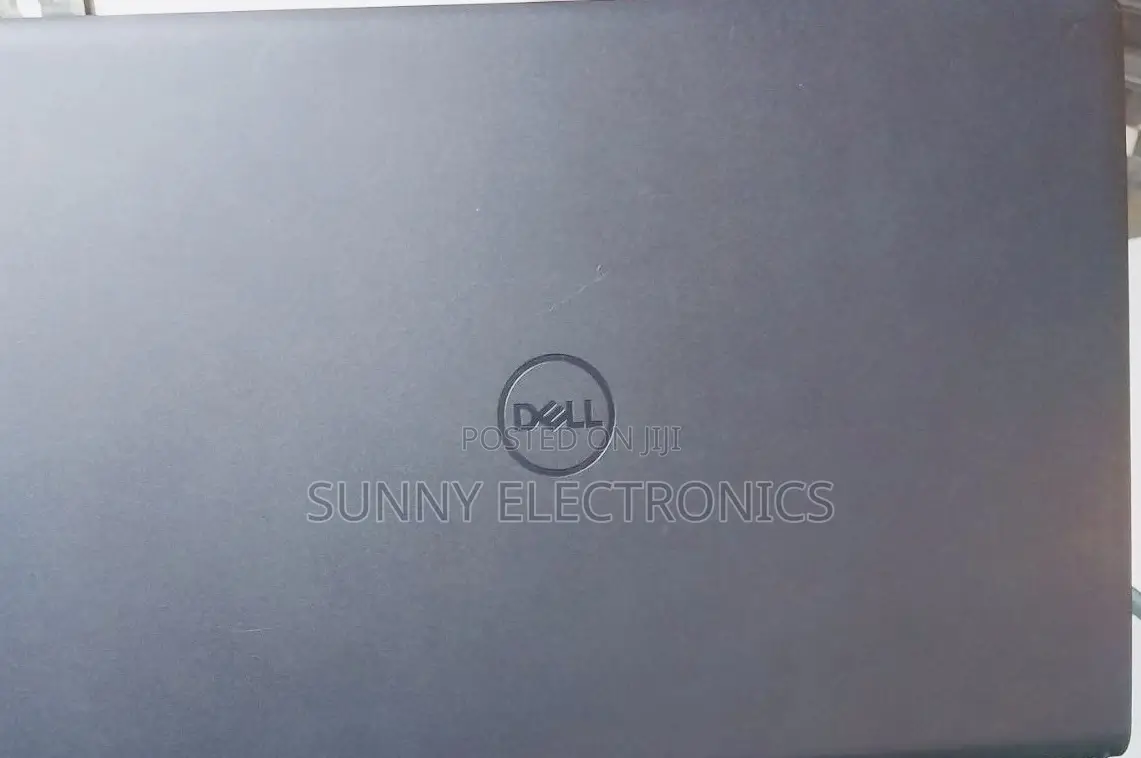 New Laptop Dell Inspiron 15 8GB Intel Core I5 SSD 512GB